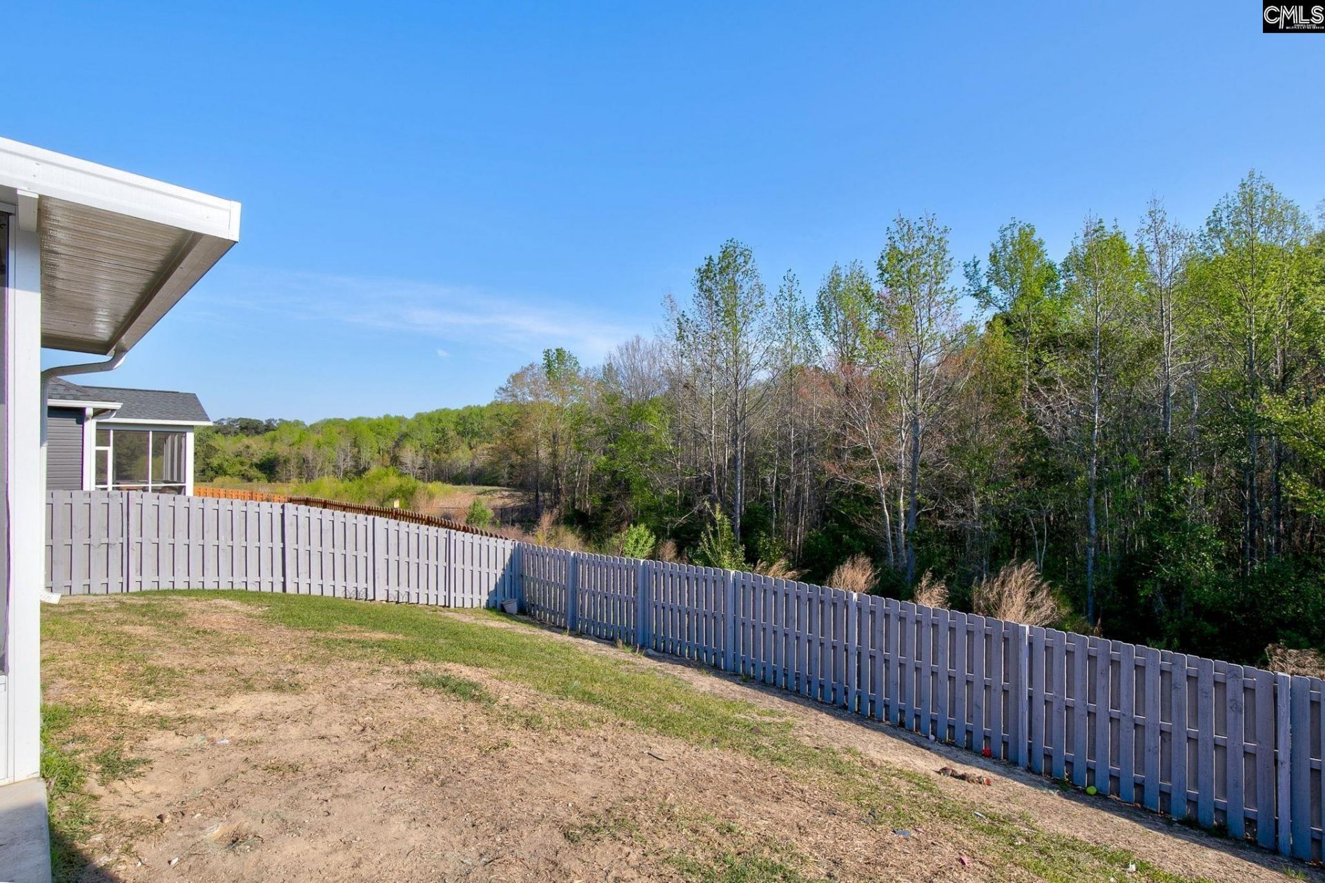 215 Drummond Way  Photo 32