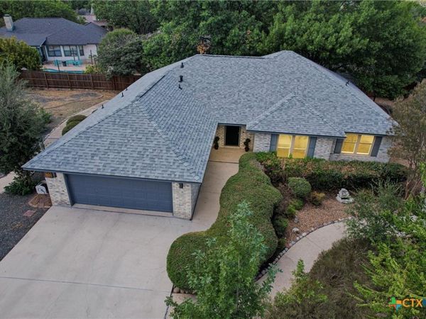 1906 Round Table , New Braunfels, TX 78130