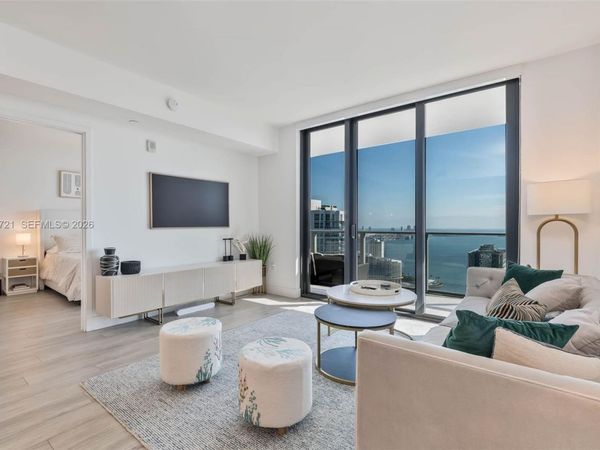 Unit 4303, Miami, FL 33131