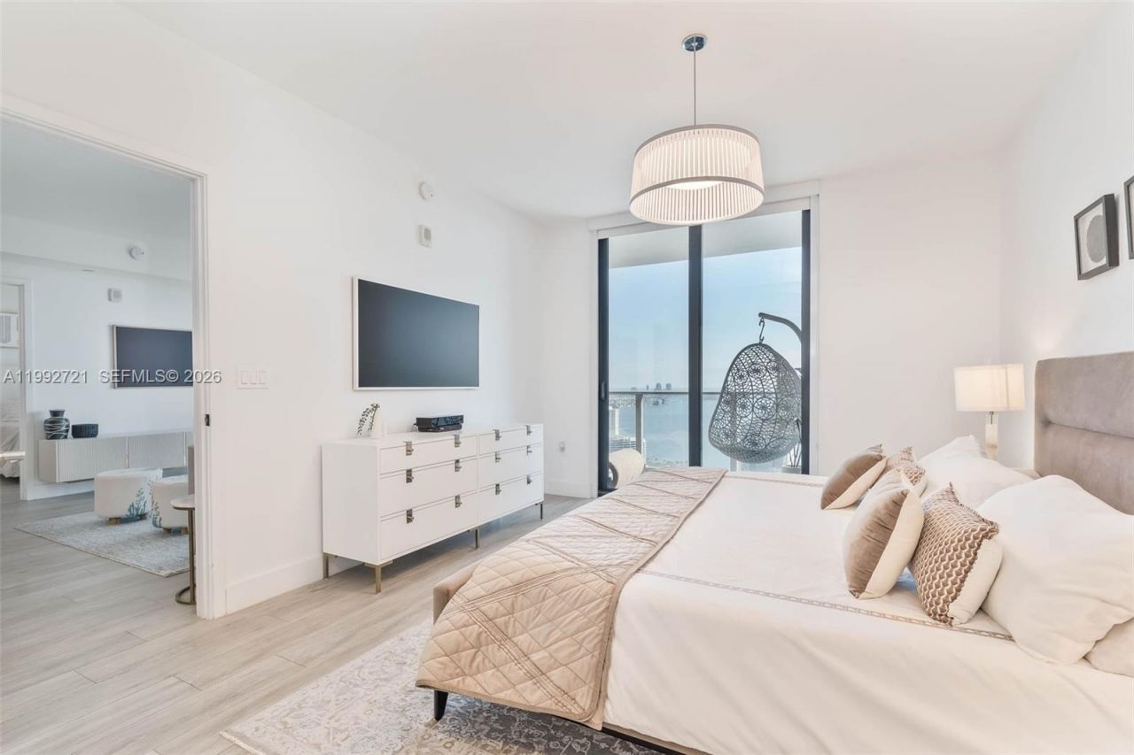 Please Call For Address, Unit 4303, Miami, FL 33131 Photo