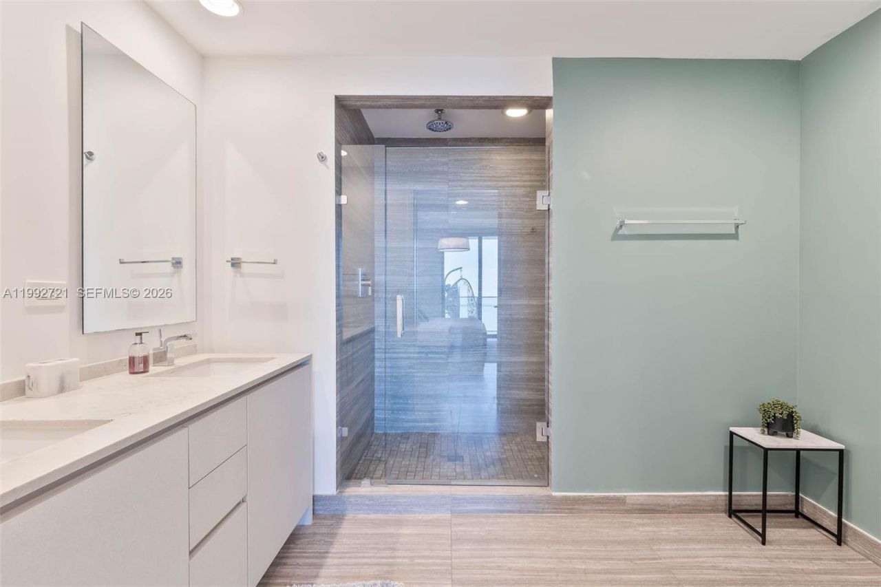Please Call For Address, Unit 4303, Miami, FL 33131 Photo