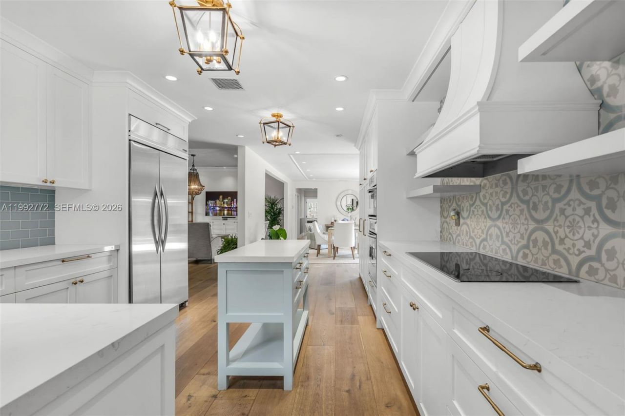 1550 Taragona Dr , Coral Gables, FL 33134 Photo