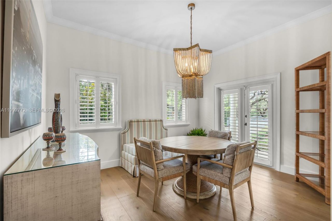 1550 Taragona Dr , Coral Gables, FL 33134 Photo