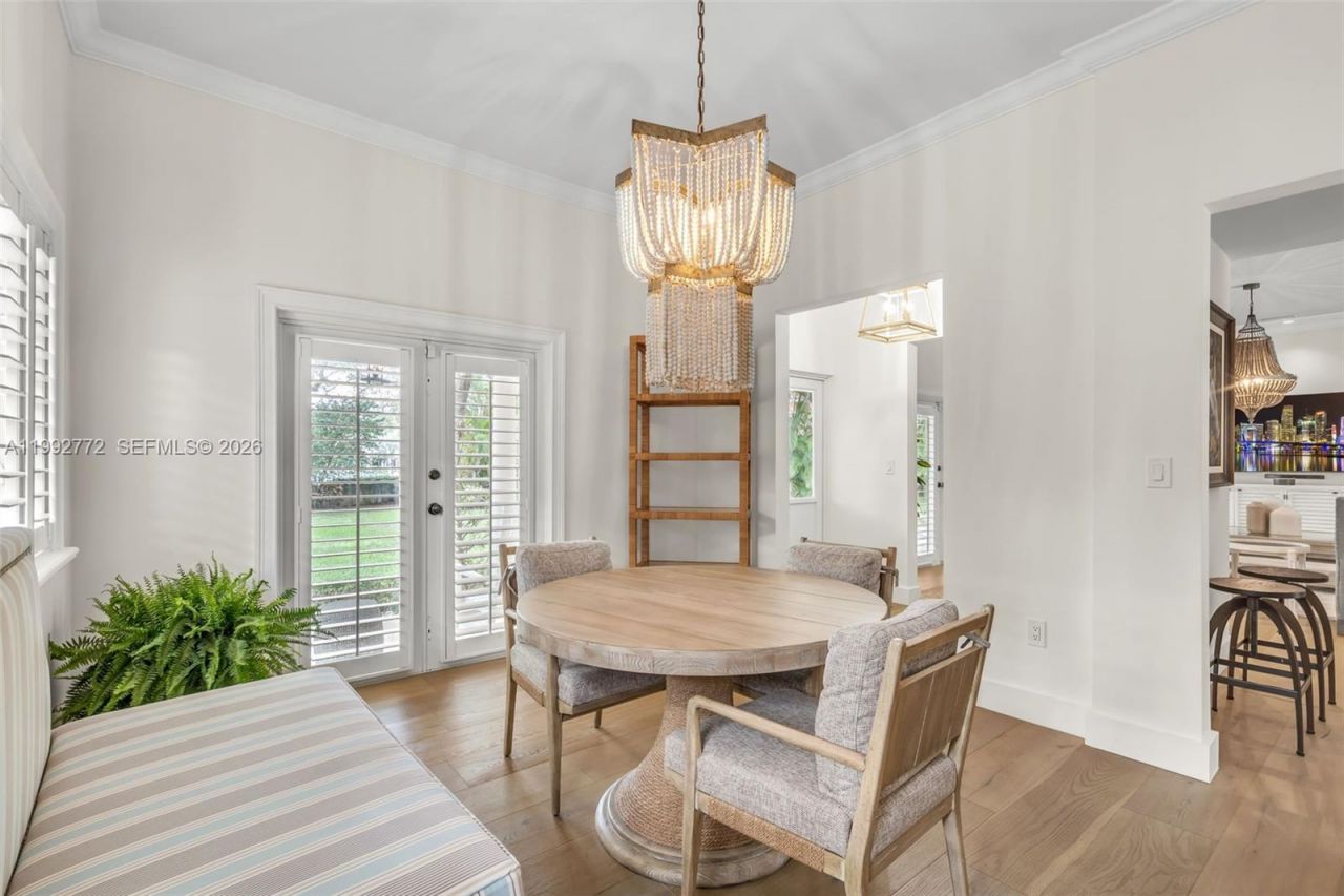 1550 Taragona Dr , Coral Gables, FL 33134 Photo