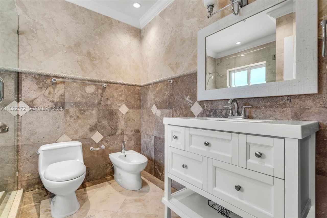 1550 Taragona Dr , Coral Gables, FL 33134 Photo