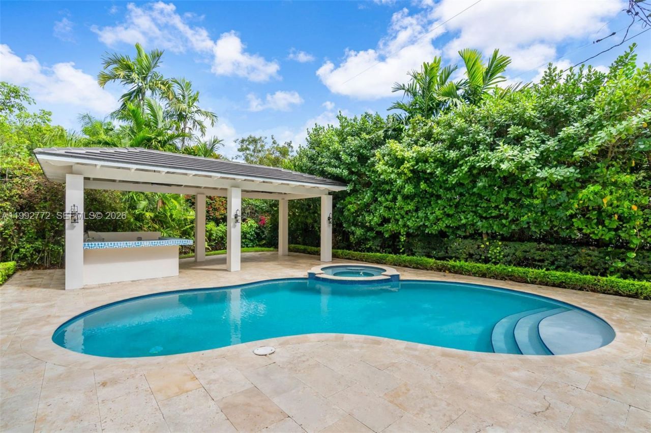 1550 Taragona Dr , Coral Gables, FL 33134 Photo