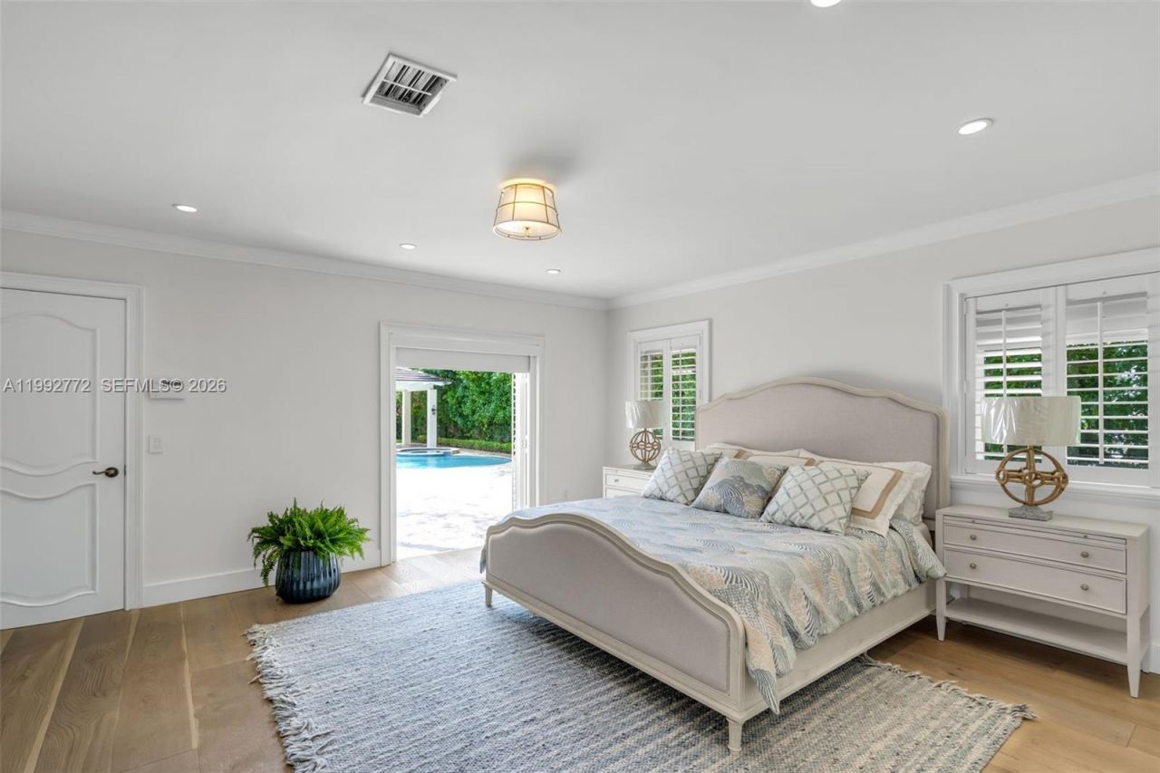 1550 Taragona Dr , Coral Gables, FL 33134 Photo