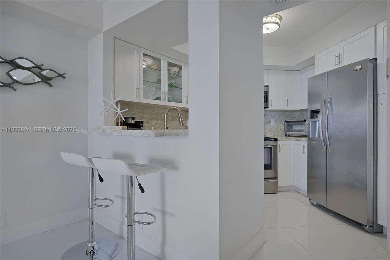 Please Call For Address, Unit 204, Miami Beach, FL 33141 Photo