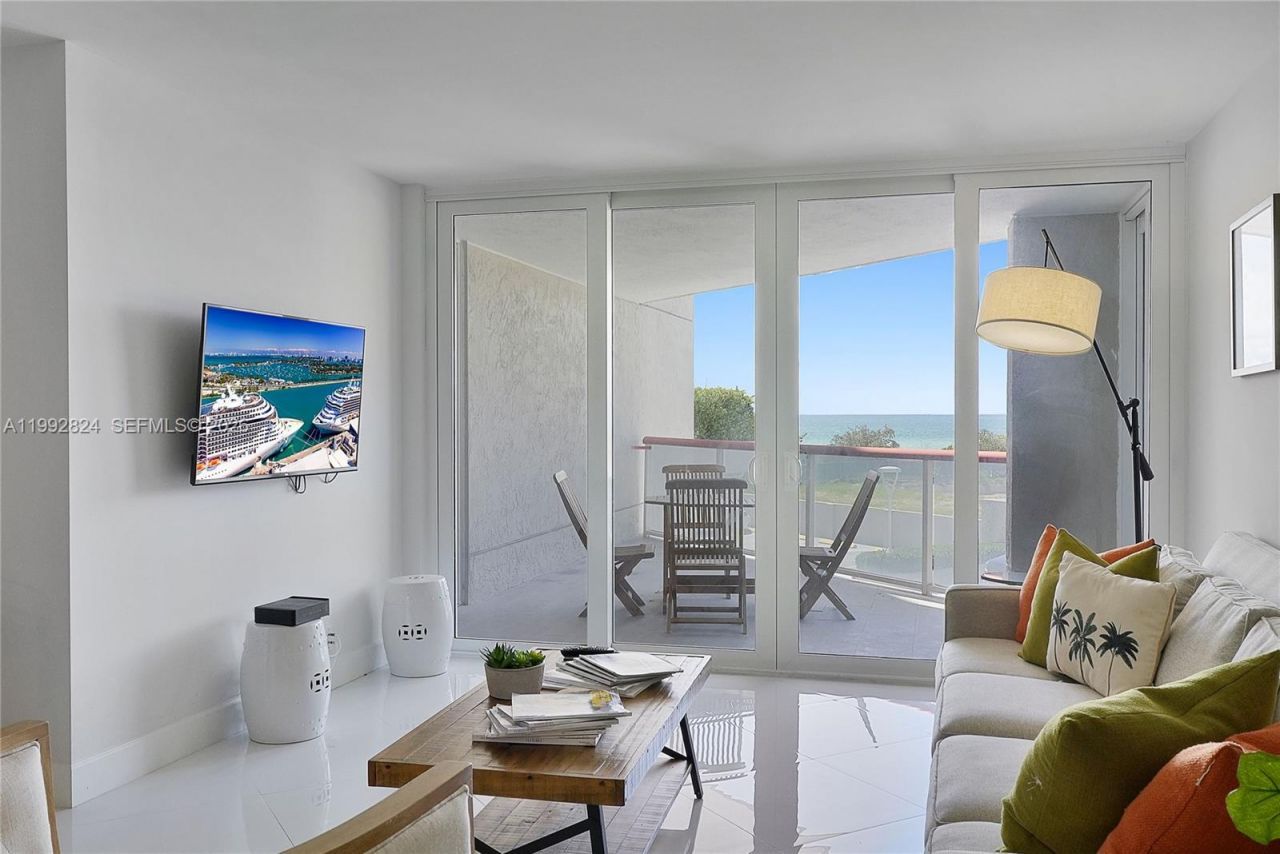 Please Call For Address, Unit 204, Miami Beach, FL 33141 Photo