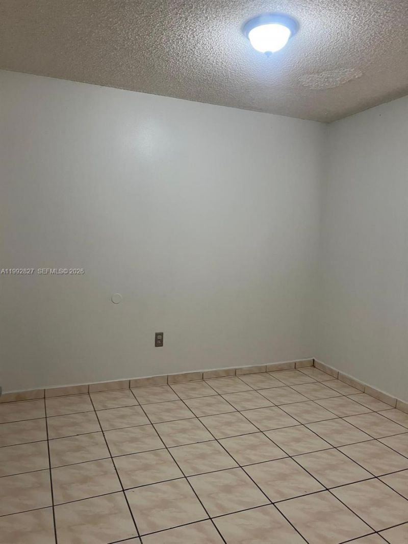 6465 W 27th Ave , Unit 43-202, Hialeah, FL 33016 Photo