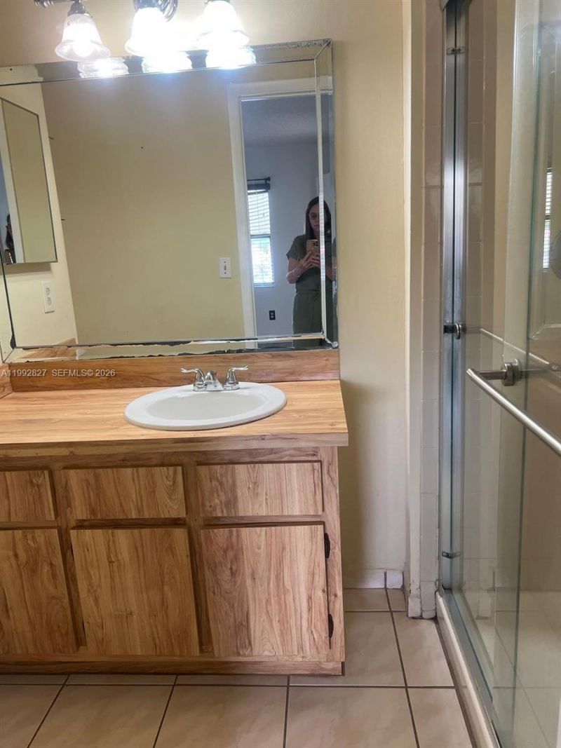 6465 W 27th Ave , Unit 43-202, Hialeah, FL 33016 Photo