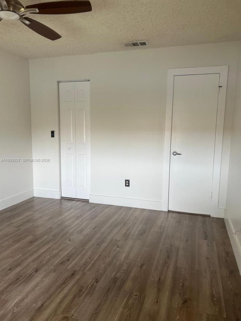 6465 W 27th Ave , Unit 43-202, Hialeah, FL 33016 Photo