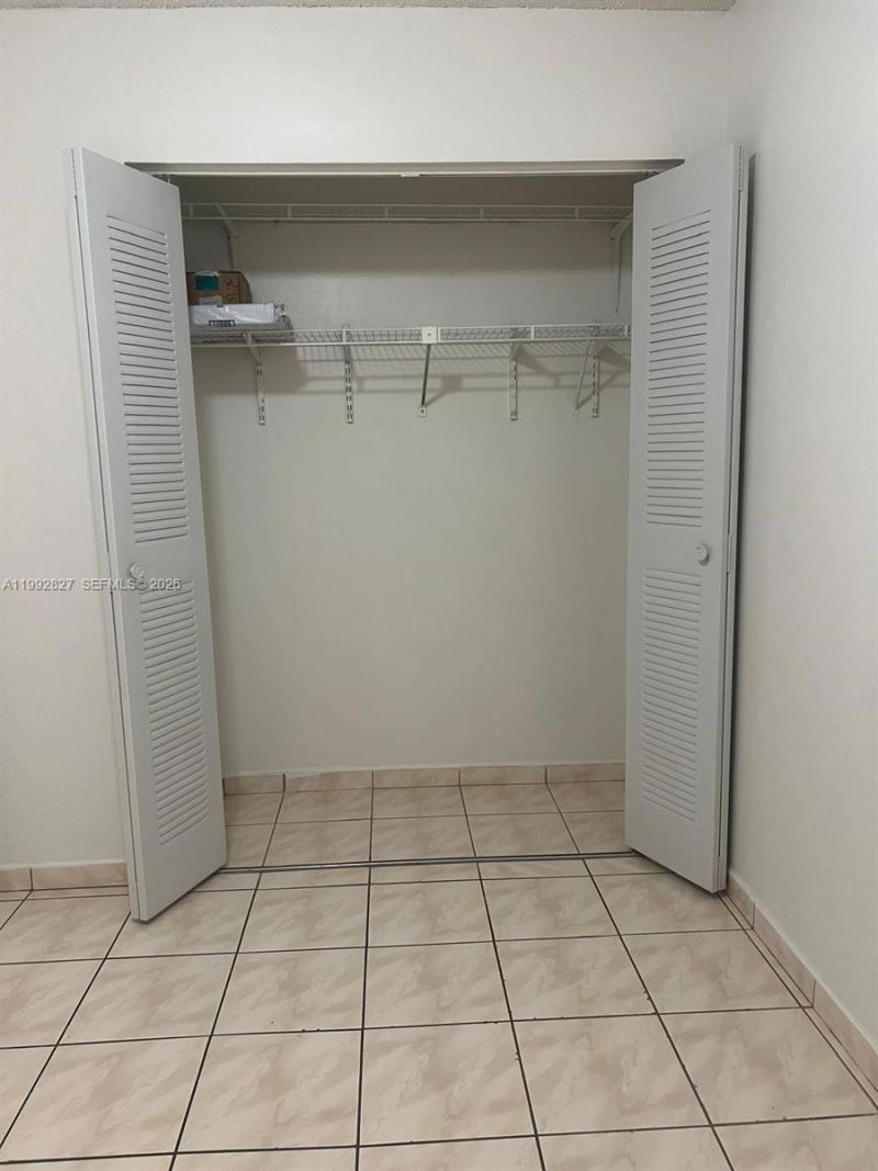 6465 W 27th Ave , Unit 43-202, Hialeah, FL 33016 Photo