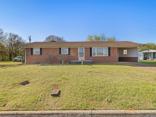 2931 Morgan, Florence, AL