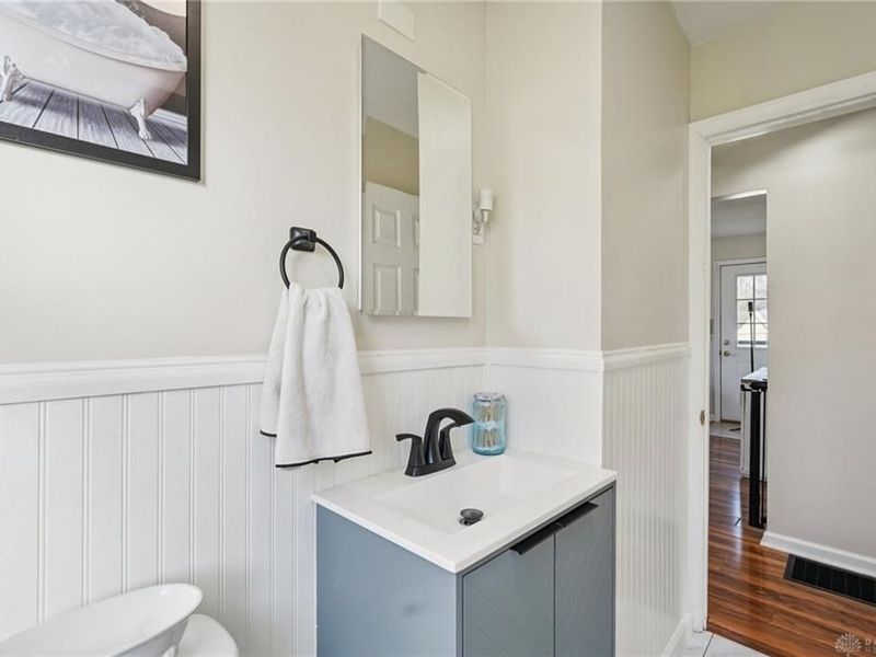 447 S Stadium Drive, Xenia, OH 45385 Photo 11