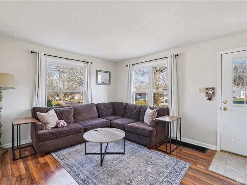 447 S Stadium Drive, Xenia, OH 45385 Photo 2