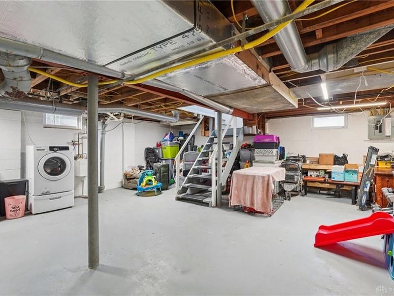 447 S Stadium Drive, Xenia, OH 45385 Photo 25