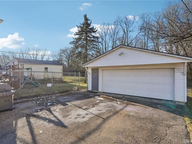 447 S Stadium Drive, Xenia, OH 45385 Photo 29