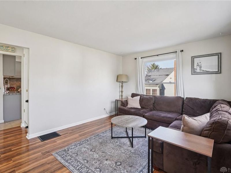 447 S Stadium Drive, Xenia, OH 45385 Photo 3