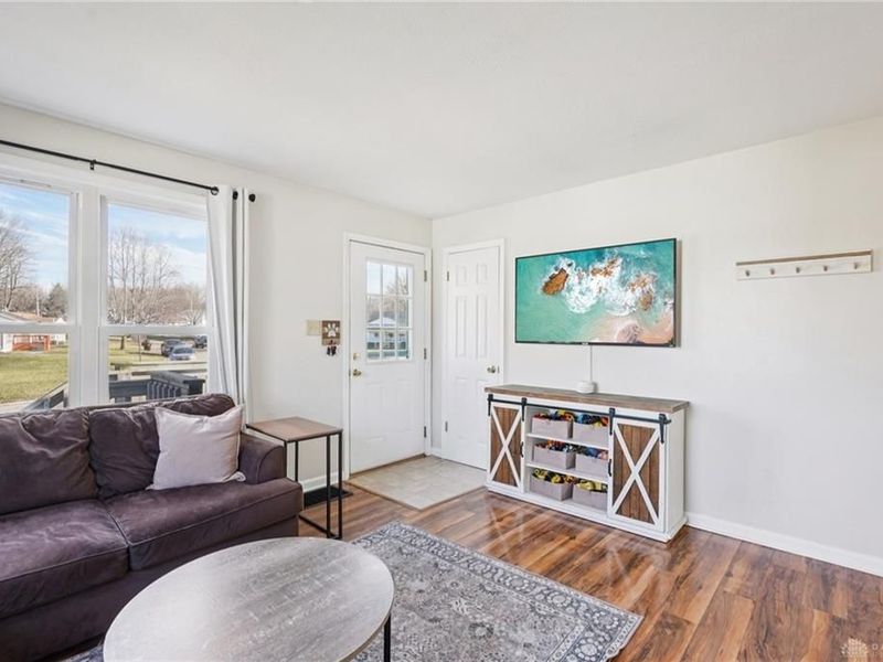 447 S Stadium Drive, Xenia, OH 45385 Photo 4