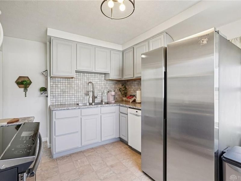 447 S Stadium Drive, Xenia, OH 45385 Photo 7