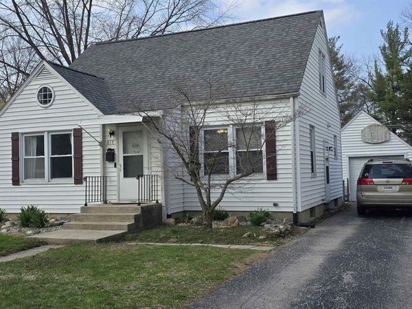 813 Kenwood Avenue, Fort Wayne, IN 46805