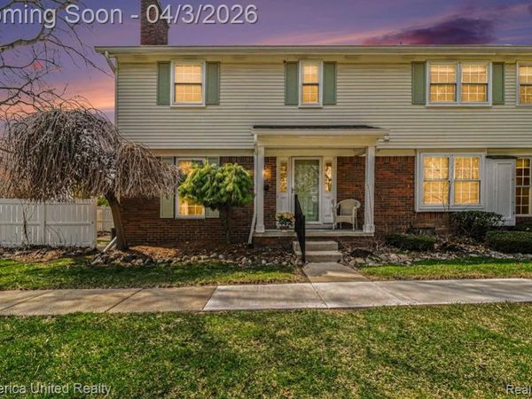 20807 E Glen Haven Circle , Novi, MI 48167