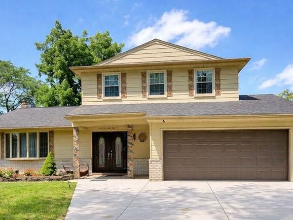 25880 Cherry Hill Road, Dearborn Heights, MI 48127