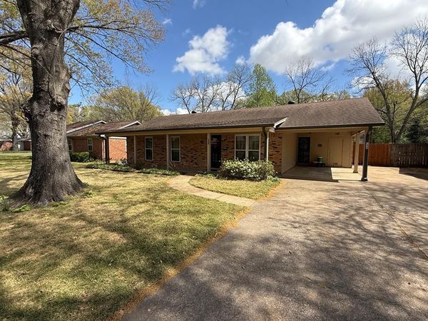 136 Barton Cove, Marion, AR 72364