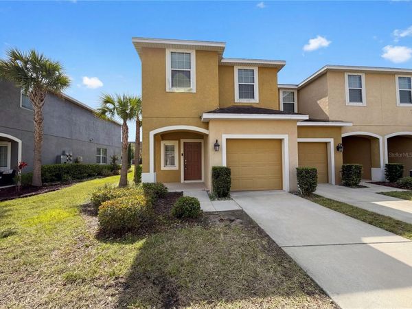 7070 WOODCHASE GLEN DRIVE , RIVERVIEW, FL 33578
