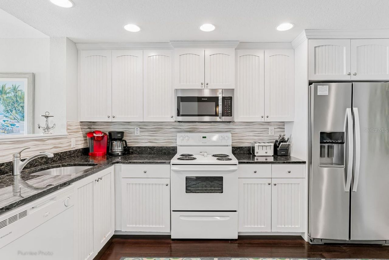 399 2nd Street, Unit 416, Indian Rocks Beach, FL 33785 Photo