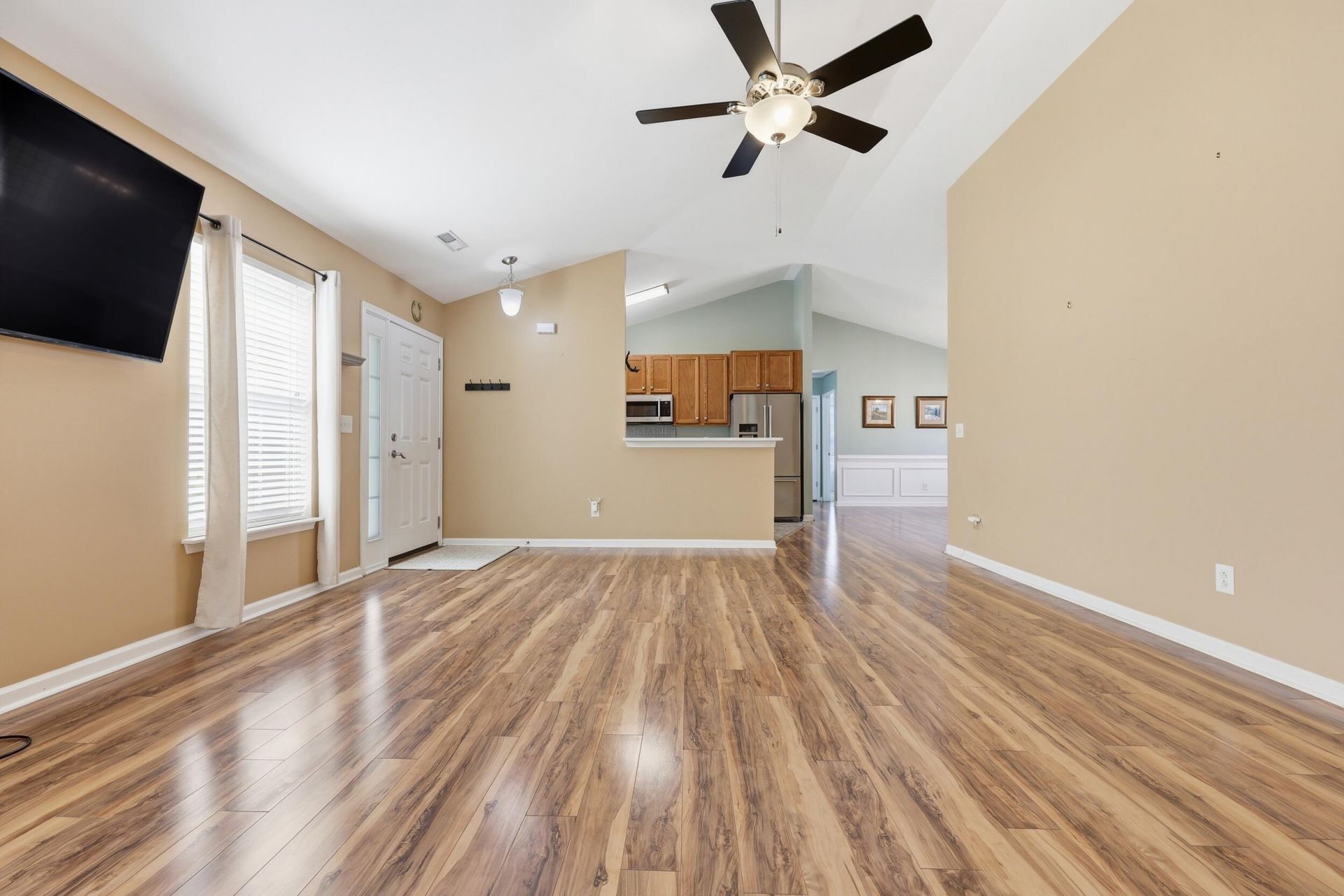 611 Savannah River Drive Photo 6