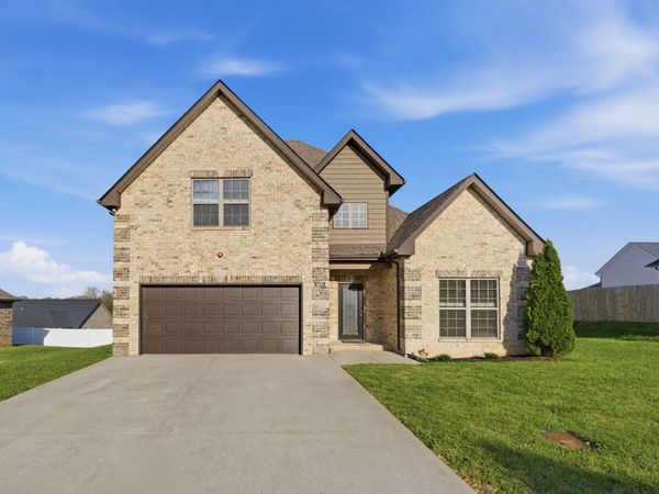 1007 Azalea Ct S, Ashland City, TN 37015