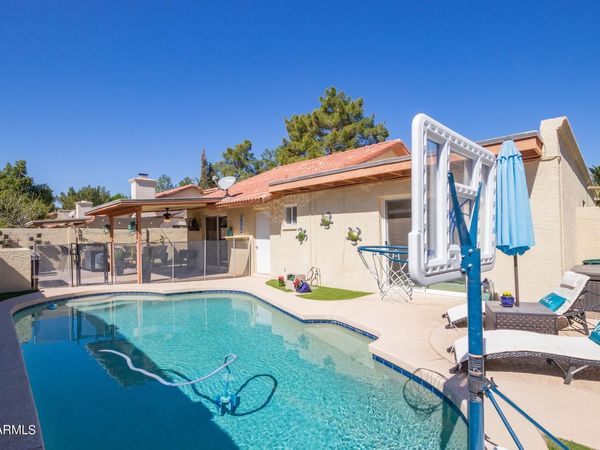 311 E PINON Way, Gilbert, AZ 85234