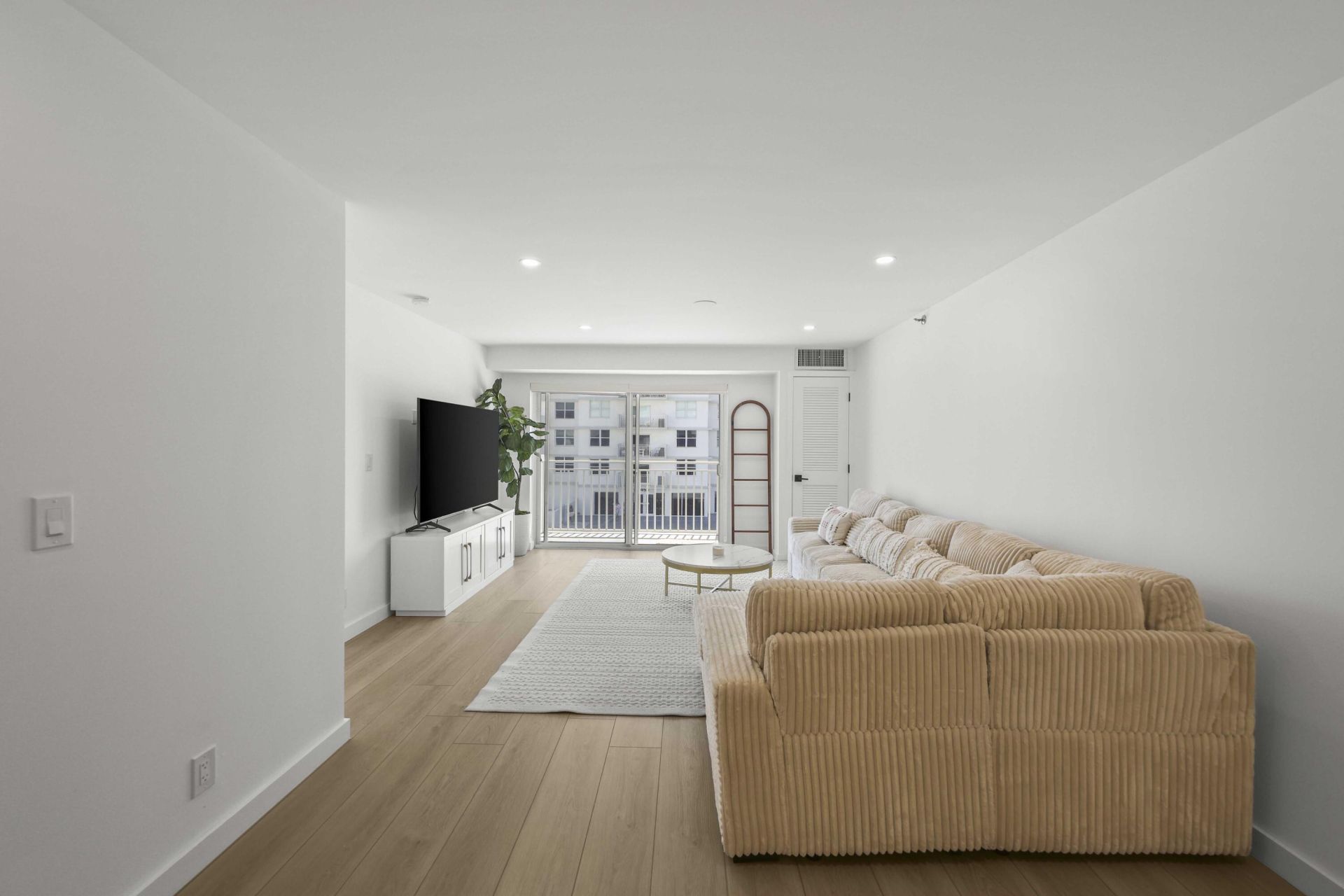4505 S Ocean Boulevard, Unit 203, Highland Beach, FL 33487 Photo