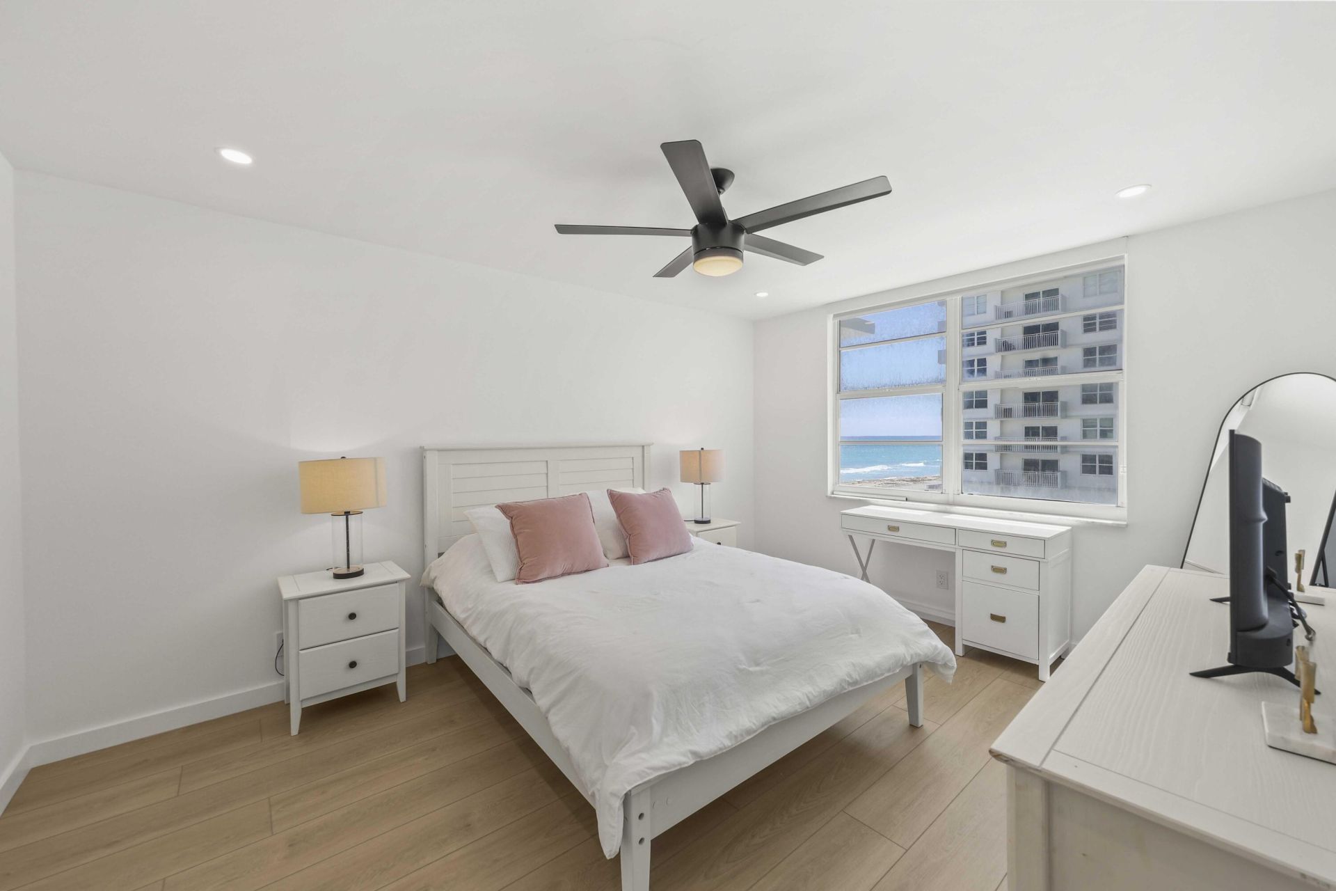 4505 S Ocean Boulevard, Unit 203, Highland Beach, FL 33487 Photo