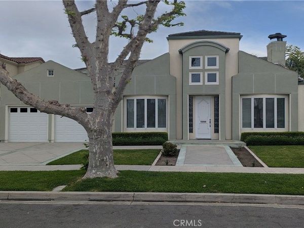 12101 Chaucer Road, Los Alamitos, CA 90720