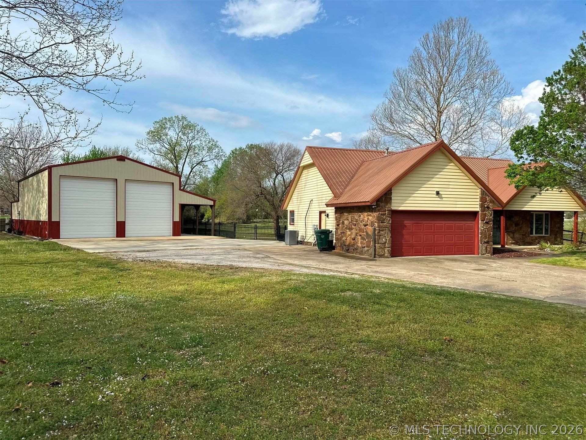 25000 Whipperwill Lane, Broken Arrow, OK 74014 Main Photo