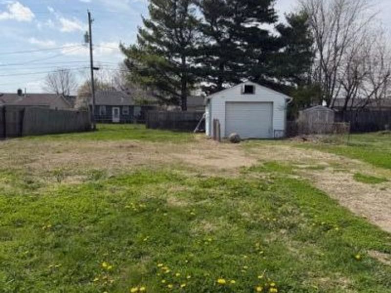 375 Eva Drive, Circleville, OH 43113 Photo 5