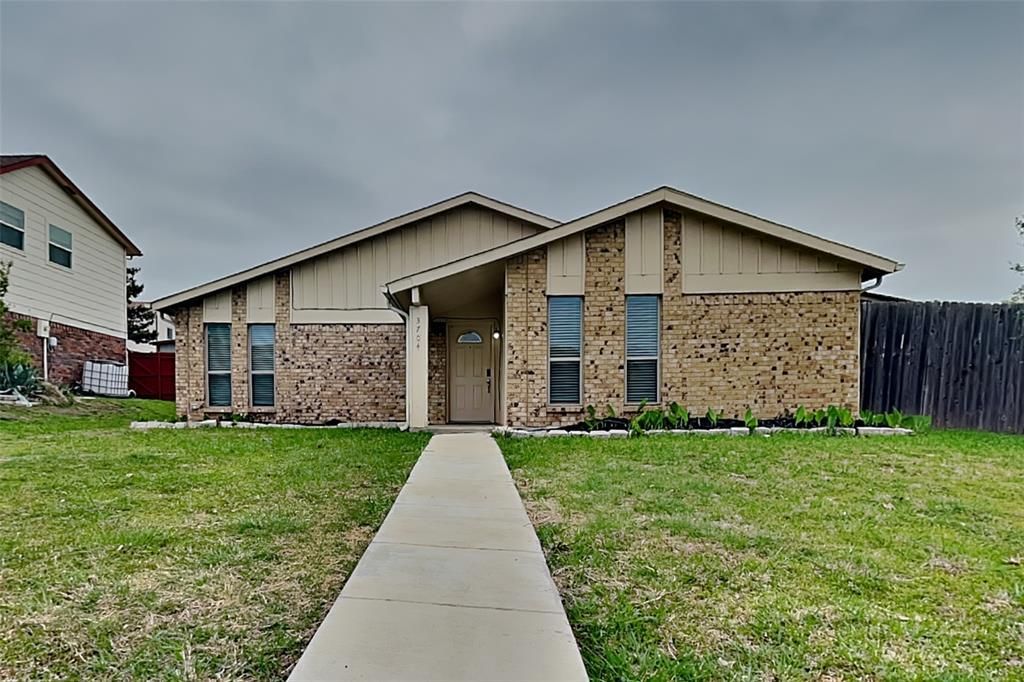 3704 Fairfield Drive, Carrollton, TX 75007 Main Photo