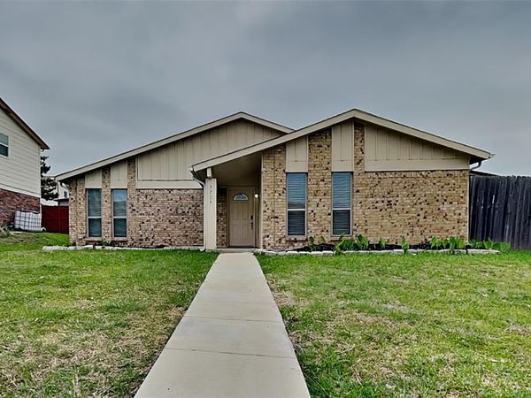 3704 Fairfield Drive, Carrollton, TX 75007