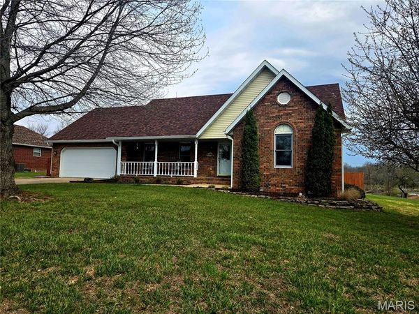 909 Daytona Drive, Lebanon, MO 65536