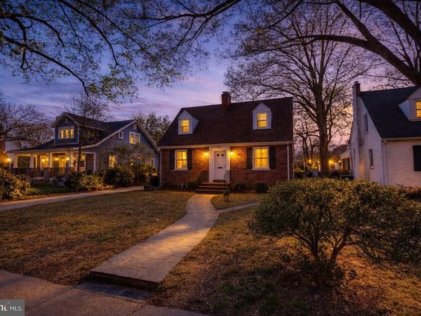 1110 COLLEGE AVENUE, FREDERICKSBURG, VA 22401