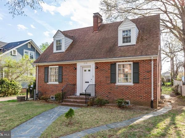 1110 COLLEGE AVENUE, FREDERICKSBURG, VA 22401
