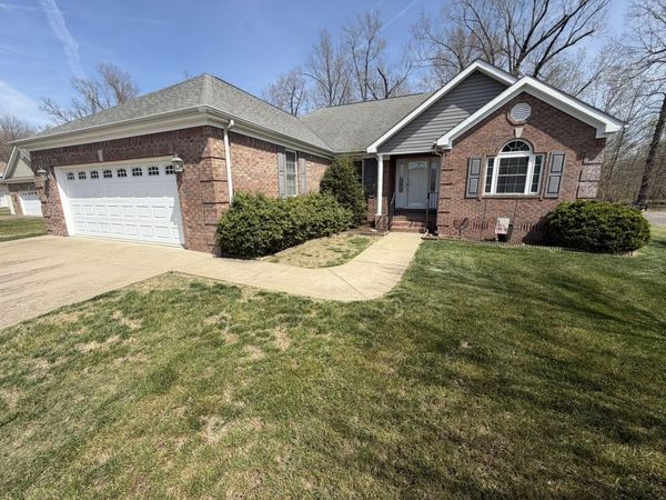 2 Dove Lane, Metropolis, IL 62960