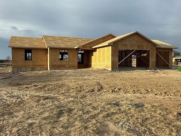 2094 W Woodstock Pl, Pueblo West, CO 81007
