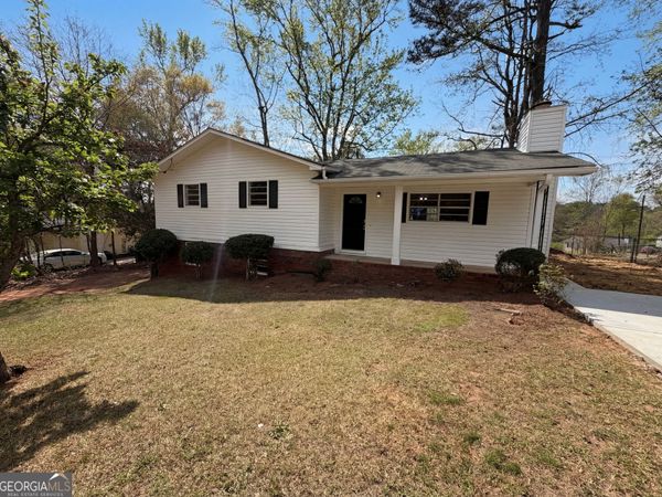 2405 Eric Lane, Douglasville, GA 30135