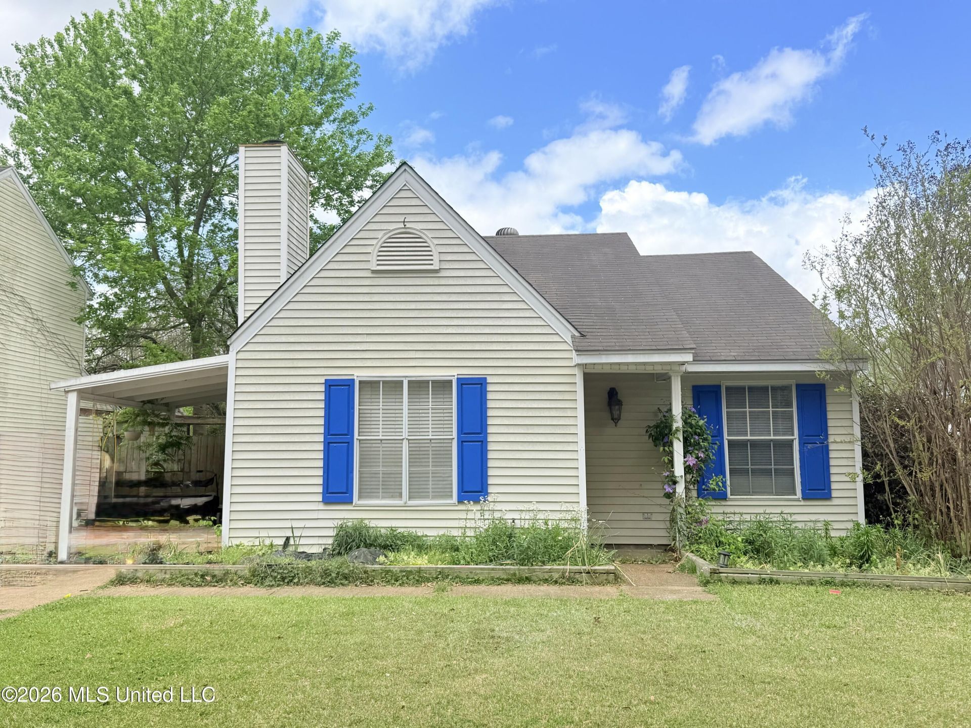 970 White Circle, Grenada, MS 38901 Main Photo