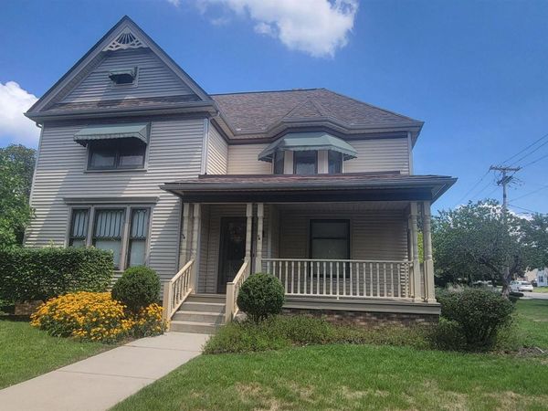 3030 S Michigan Street, South Bend, IN 46614