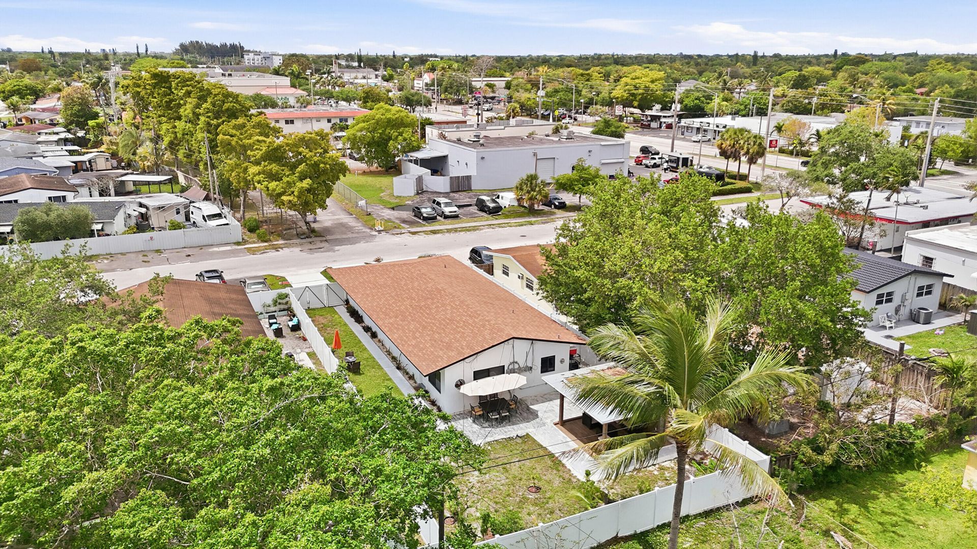 1320 SW 34th Avenue, Unit 1, Fort Lauderdale, FL 33312 Photo